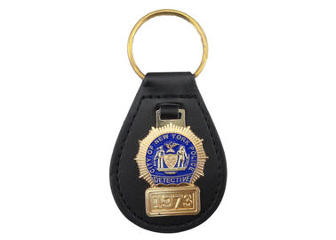 Cảnh sát New York chỉnh Cá nhân hoá Keychain da với Brass mềm men Emblem, mạ vàng