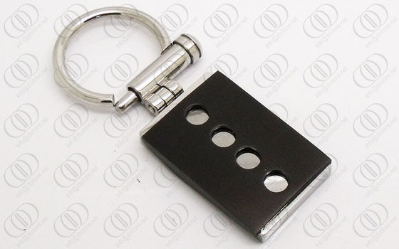 Quảng trường Thời trang thép không gỉ Keychain Đen Mạ Với vít mở và Close
